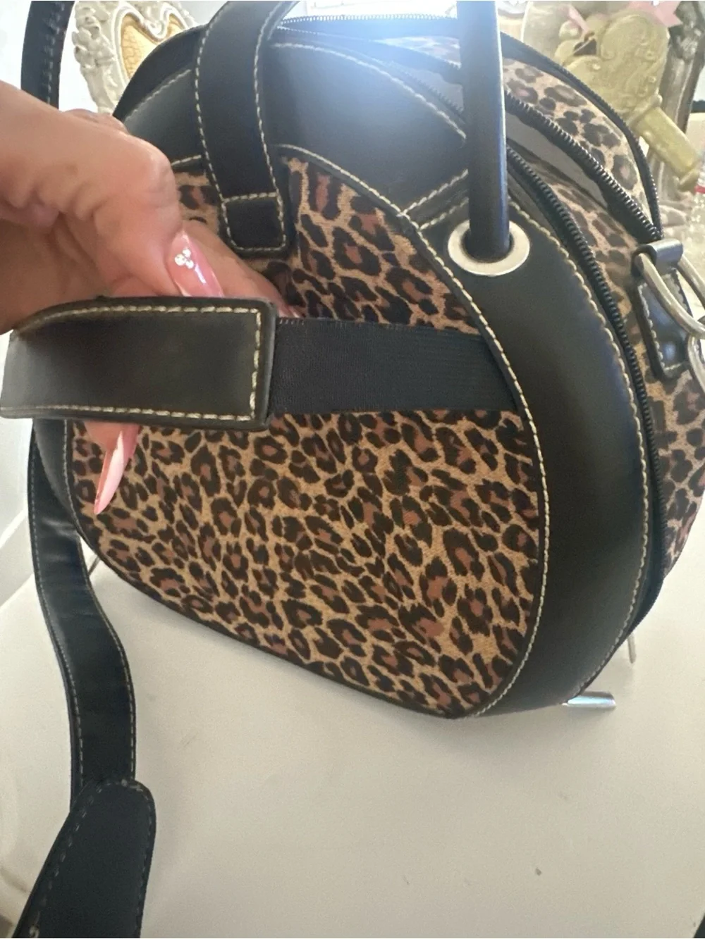 Vintage Leopard Cheetah Print Canvas Train Case Travel Bag with Luggage Sleeve